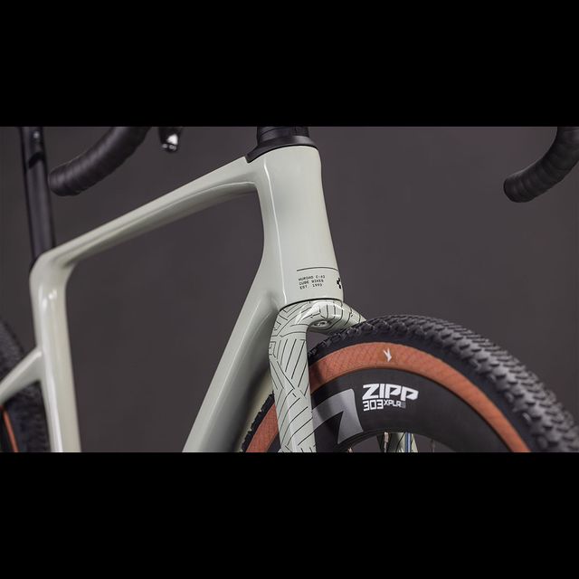 CUBE Nuroad C:62 SLX gravel-pyörä CUBE Nuroad C:62 SLX gravel-pyörä